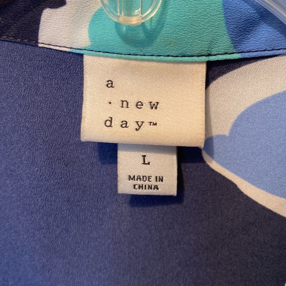 Blouse from Target. - Picture 3 of 4